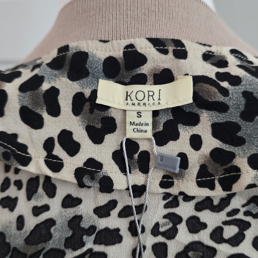Bomber Jacket Animal Print Small - Picture 5 of 7
